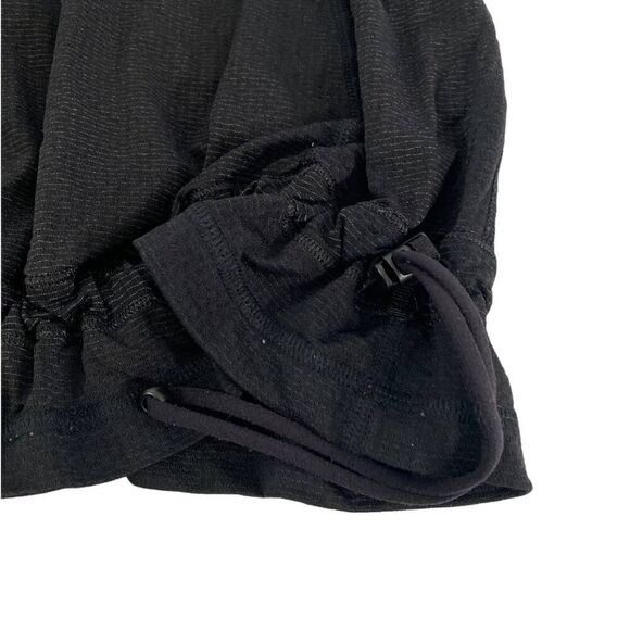 Lululemon Lot of 2 Tank Tops Black No Limits Tank & Run Energy Tank Gym Size 4-6 - Picture 9 of 10